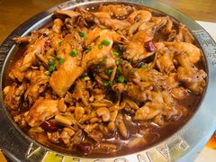 -胖哥俩肉蟹煲(盐城金鹰国际店)