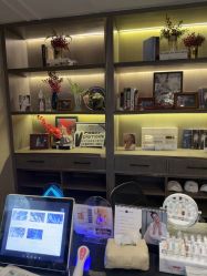 -香榭丽舍·生物护肤·问题肌护理中心