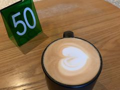 -星巴克臻选(上海合生汇1F店)