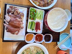 -肘子酥·天津菜·特色捞面(德云社店)