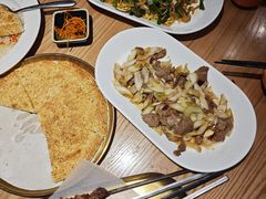 -谷丽麦馕新疆菜·清真(步步高梅溪新天地店)