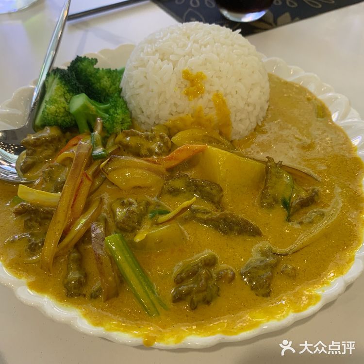 在桥南经常会经过这一家店，今天终于有机会去尝试一下