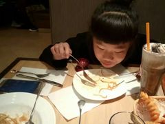 -必胜客(WOW朝阳商业城店)
