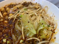 豌杂面红汤-聚园面庄