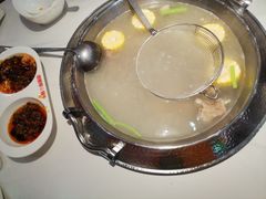 -浪里寻·臻牛养生牛肉火锅(方圆荟店)