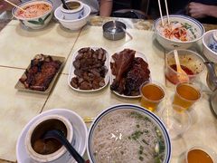 -香辉食馆(新兴路店)