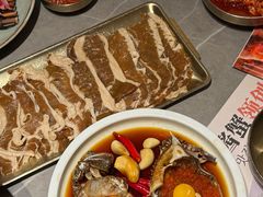-草家酱蟹炭火烤肉店(珲春南路一店)