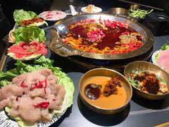 -锅哥有料老火锅(金港国际店)