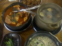 -正宗南铁拉叔沙煲螺·烧烤·秘制靓粥(南铁总店)