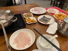 -正能量脆肉鲩火锅