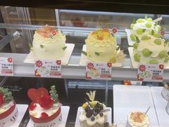 -花花卷卷·鲜食蛋糕(静安久光百货店)