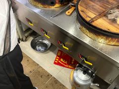 -黄阿姨锅贴大王(万航渡路店)