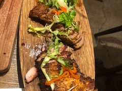烤肉拼盘-造精酿餐厅