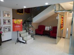 -苗方清颜痘肌研究所