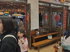 -桥香园云南过桥米线(金马碧鸡店)