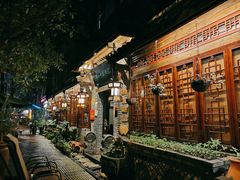 -泡桐树街