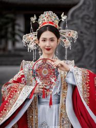 -第一夫人婚纱摄影(南京店)