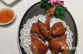 Crispy Glass Pigeon