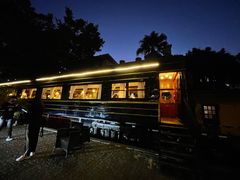 -火车头法国西餐厅