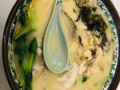 -明呈黄鱼面馆(斜土路店)