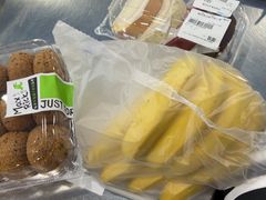 -世纪联华(外高桥店)