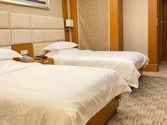 -黄金海景大酒店-旋转餐厅