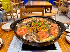 -乡土特色.冷锅鱼.牦牛肉汤锅