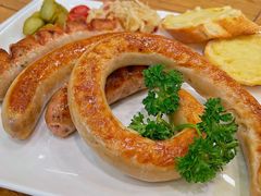 -汽车博物馆主题餐厅