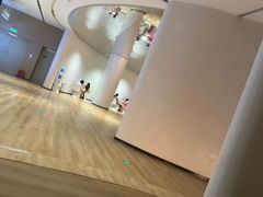 -涨巢·潮玩水疗局