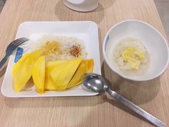 -Pier 21 (Terminal 21 Asok)