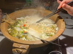 -小凤庭·地道湖北菜武昌鱼·藕汤(38年黄鹤楼店)