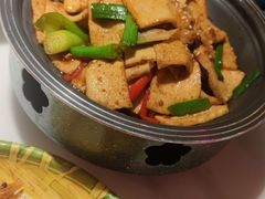 -荷塘秋月·本帮江浙菜(国权路店)