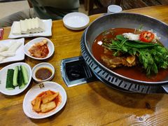 -喇喇排骨火锅·传统韩式脊骨汤(望京西园总店)
