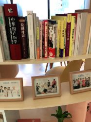 -慢脚印孕产中心(园区国金店)