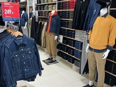 -优衣库(青岛伟东乐客城店)