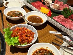 -炼火烤肉店
