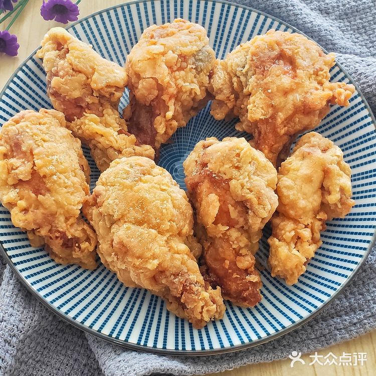 外酥里嫩的脆皮炸鸡腿