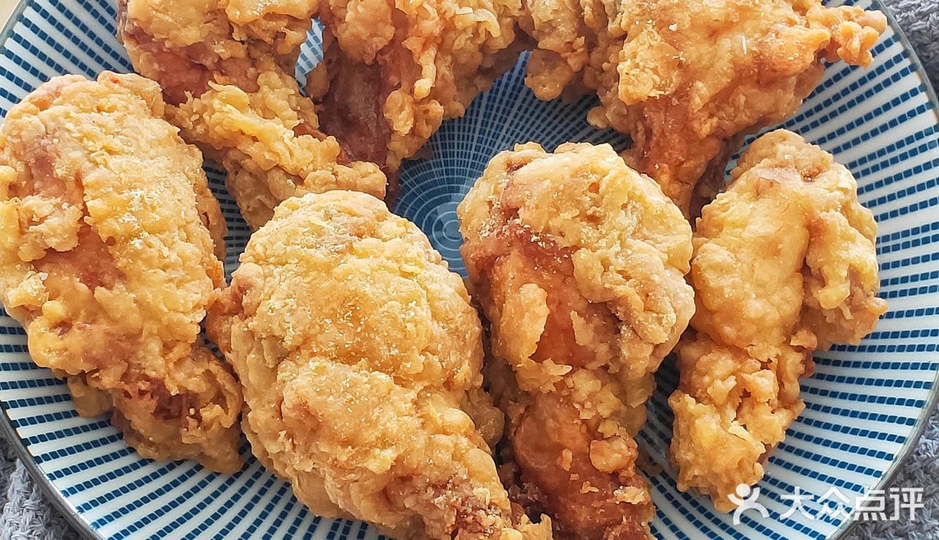 外酥里嫩的脆皮炸鸡腿