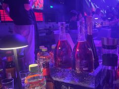 -赤红音乐现场(浦东金桥路店)
