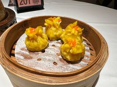 鲜虾蟹籽菊花烧卖-银灯食府(丽丰国际中心店)