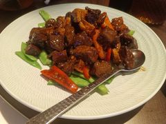 安格斯牛肉粒-环球港凯悦 · 享悦中餐厅