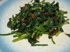 果仁菠菜-川府宴语烤鱼川菜家常菜(梨园店)
