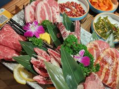 -明洞阿姨·韩式酱蟹烤肉·创意料理(三元桥店)