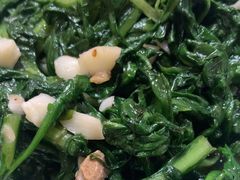 -芦茨金富饭庄·25年老字号·专做稻草鸡