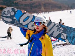 -济南卧虎山滑雪场