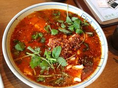 -云海肴·汽锅鸡·云南菜(天山百盛优客店)