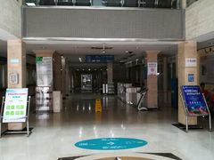 -武警上海市总队医院-停车场