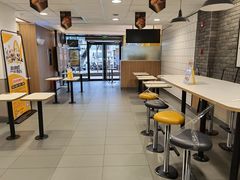 -麦当劳(中唱大厦店)