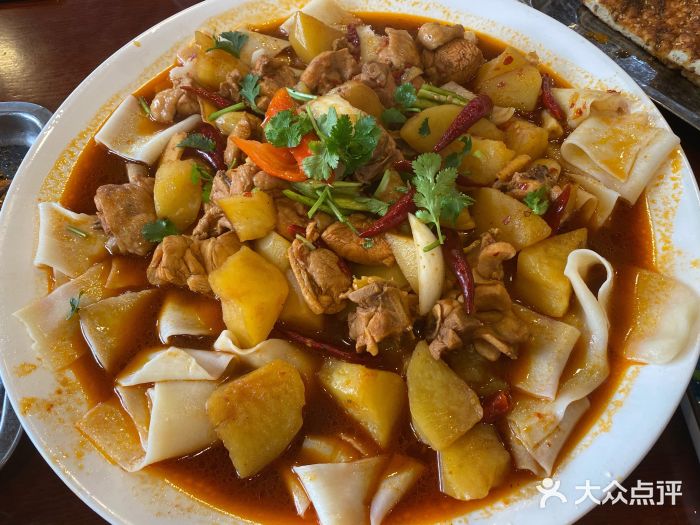 伊隆斋(什刹海店)大盘鸡（大份）图片