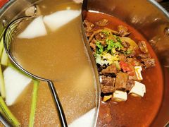 特色牛腩鸳鸯锅-左庭右院鲜牛肉火锅(新梅广场店)